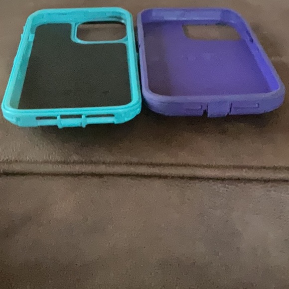 Otter Box Defender Series Purple and Blue Phone Case for iPhone 13 Pro Max - Picture 5 of 5